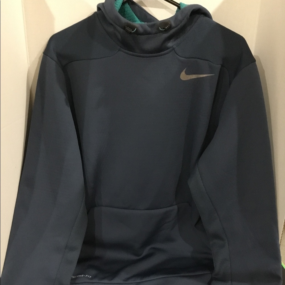 Nike Therma Fit Men's Hoodie Medium